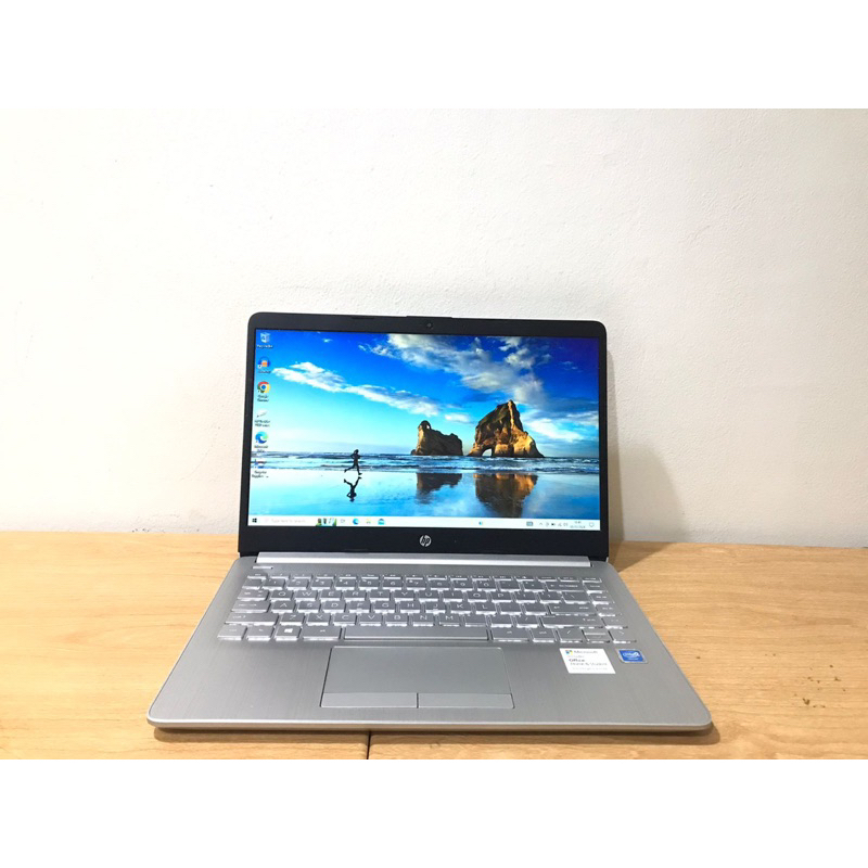 Laptop Hp 14s-cf2019TU Intel Celeron N4020 Ram 4gb Ssd 256gb