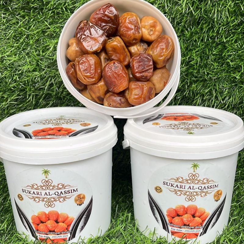 

Kurma Sukari Al Qassim Ember 1kg
