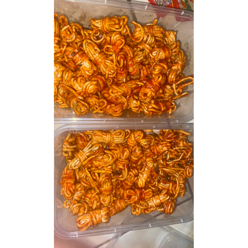 

Mie ulir/Mie gulung kemasan tepak 750ml & toples 1000ml