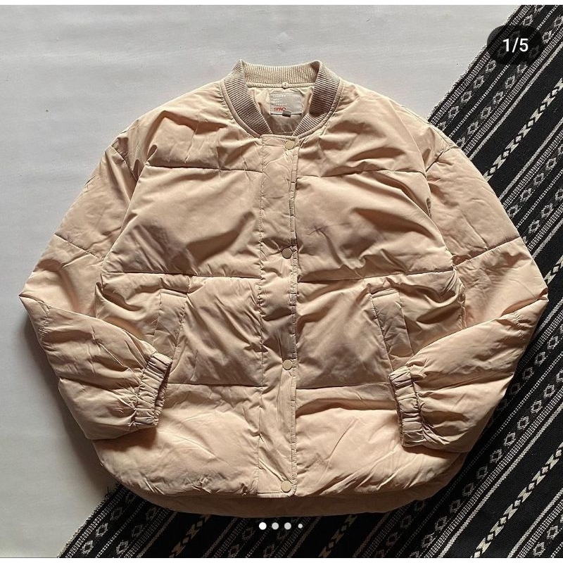 Preloved Bakulan Secondbrand Jaket Puffer Bomber Spao