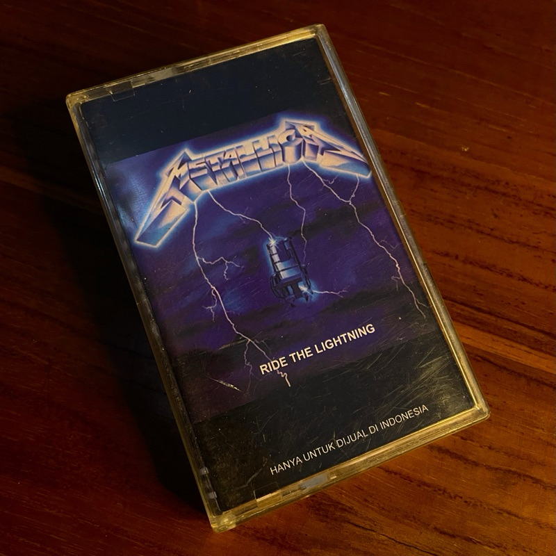 kaset pita metallica ride the lightning