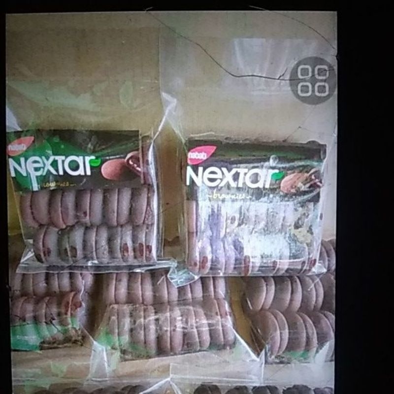 

nextar brownies dan nextar nanas