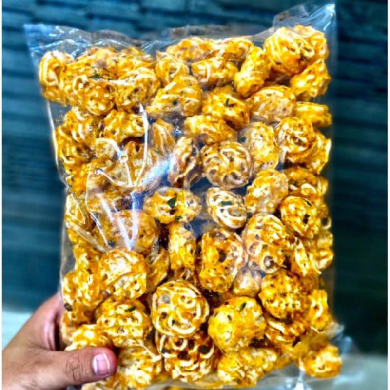 

Seblak kering krupuk rafael/kerupuk pedo/kerupuk mawar pedas daun jeruk/kemasan 1kg/500gram