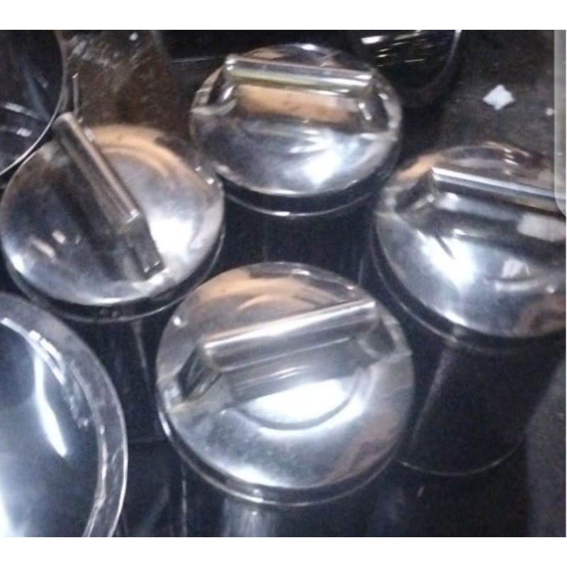 Tutup Tabung Es Puter Besar