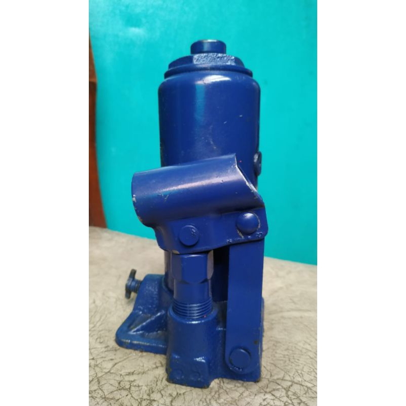 Dongkrak botol 3 Ton