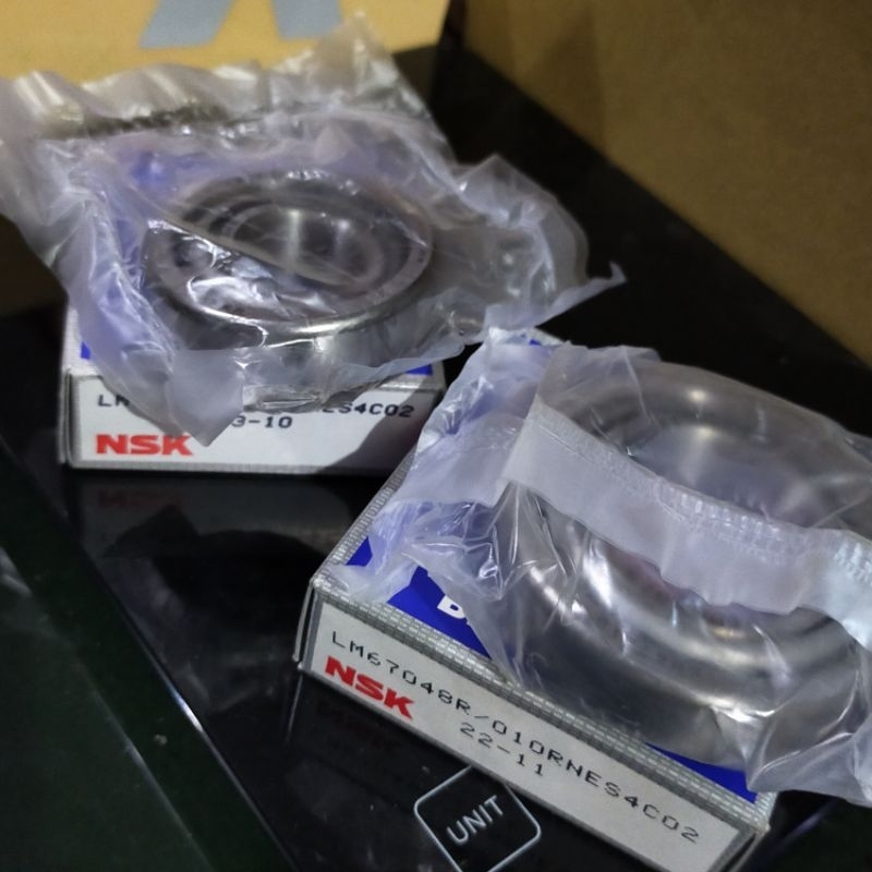 1set Bearing Lahar roda depan Kijang NSK Original