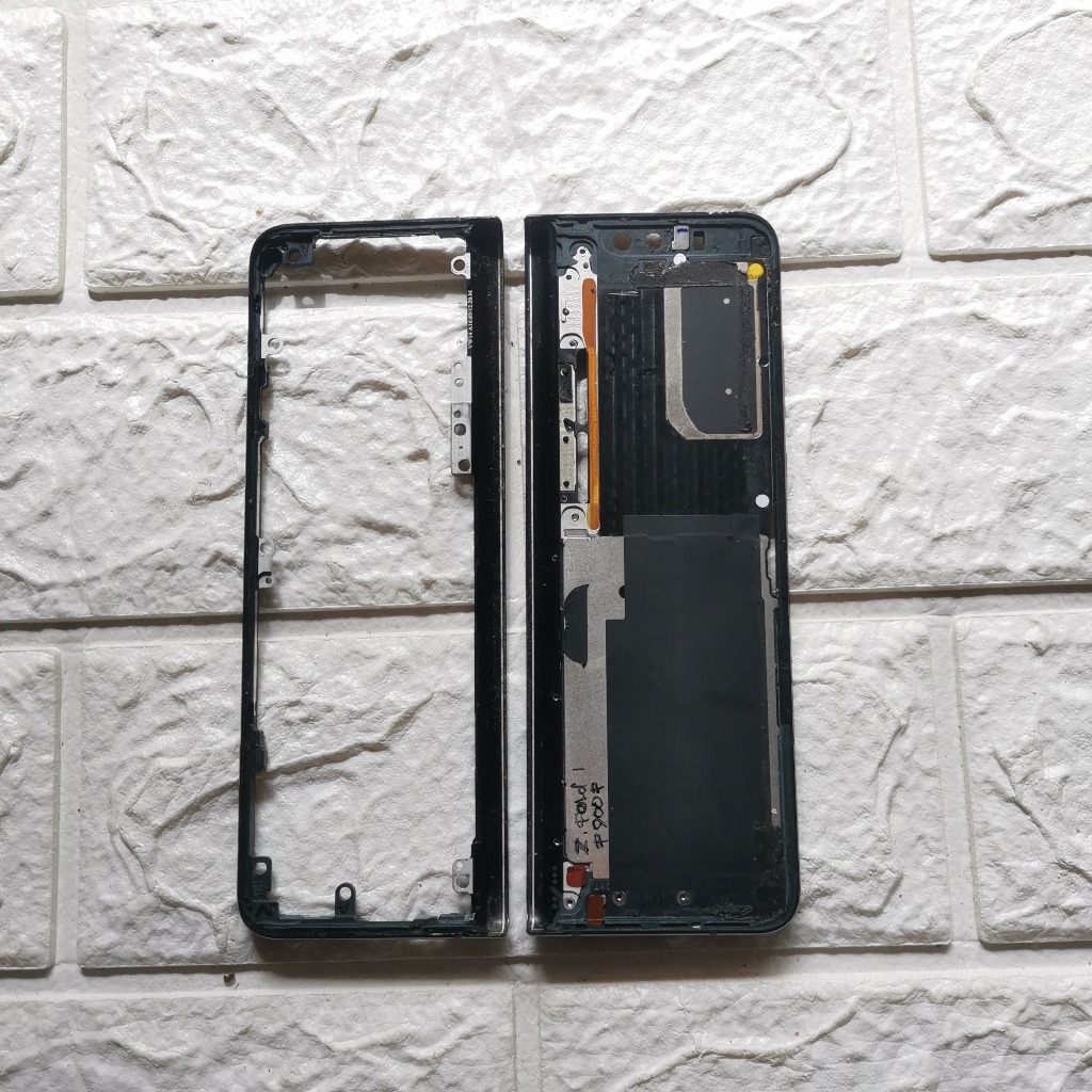 Frame Samsung Z Fold 1 - F900F Tatakan lcd copotan