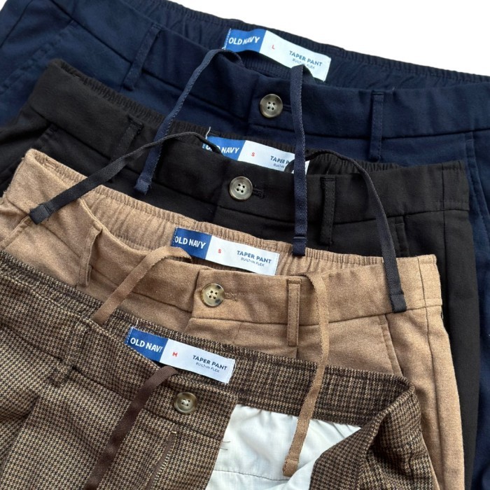 Celana Old Navy Loose Taper Built-In Flex Pleated Chino Pants