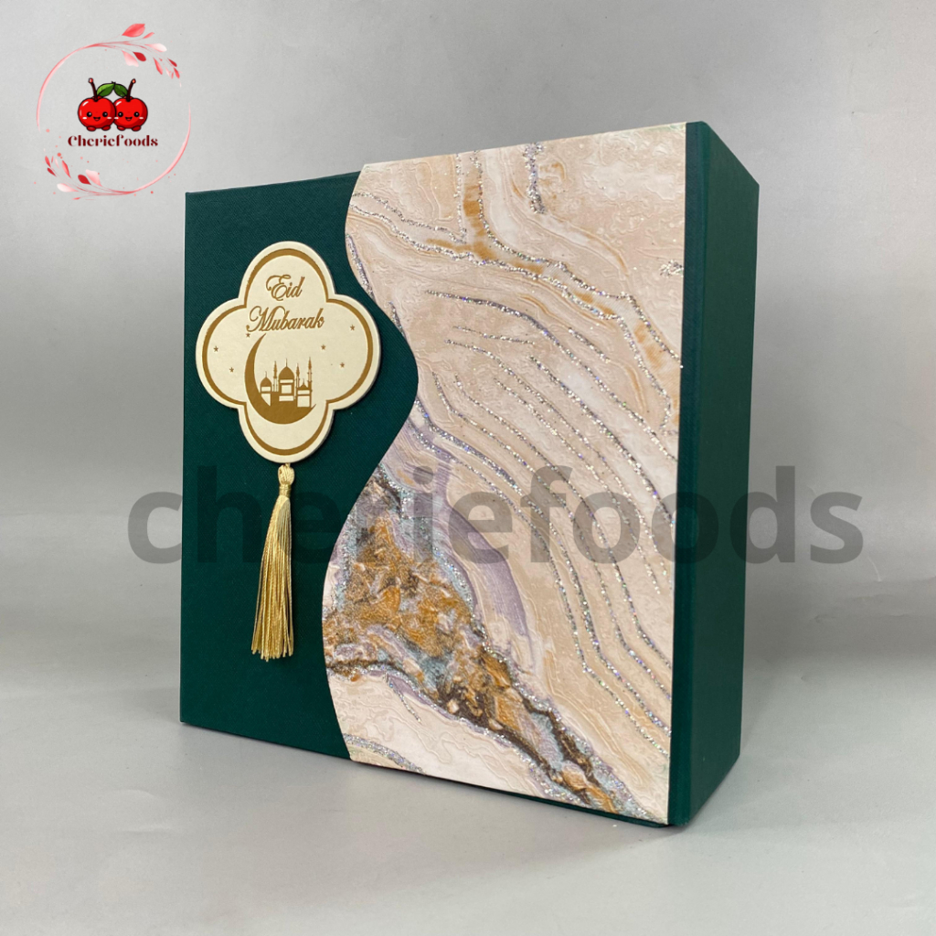 

Box Lebaran 4 Toples 250Gr Model Maghnet S / Box Kue Kering 22x22 CM