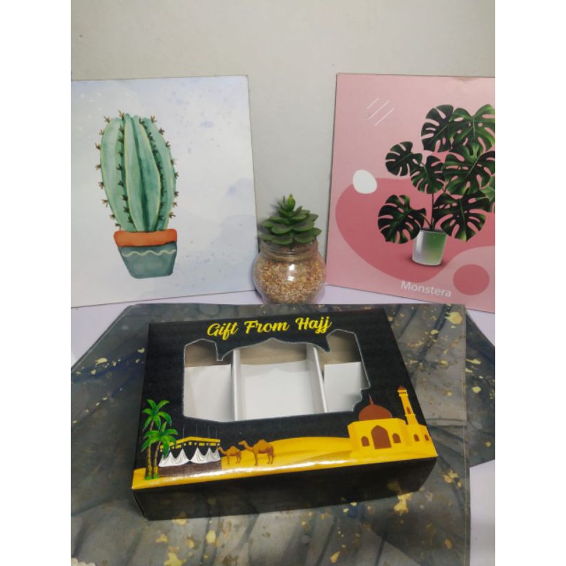 

dus kotak pisah oleh" haji dan umroh