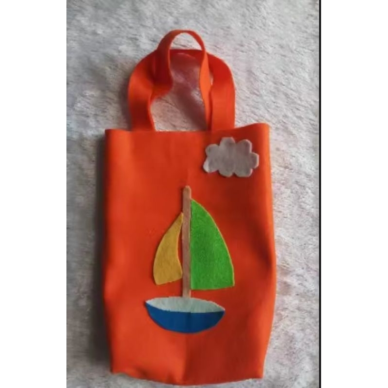 

souvenir tas bahan kain flanel ukuran 25x15x5