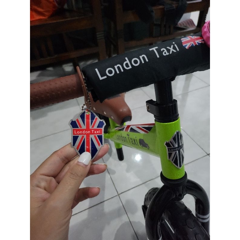 preloved Sepeda London Taxi