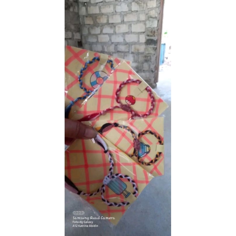 gelang tangan benang