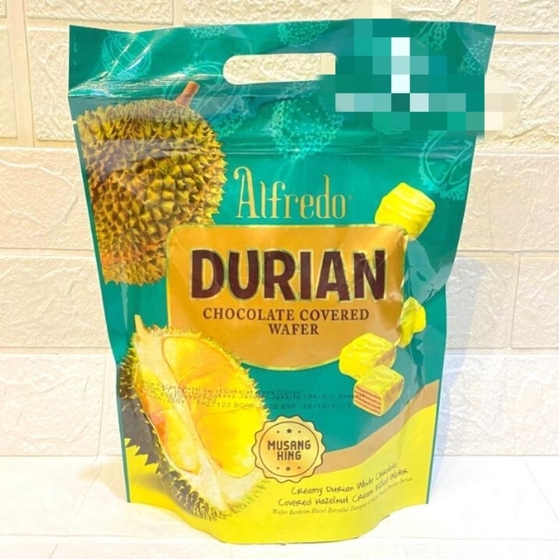

Alfredo Cubic Wafer Chocolate Durian Musang King / 250 gram