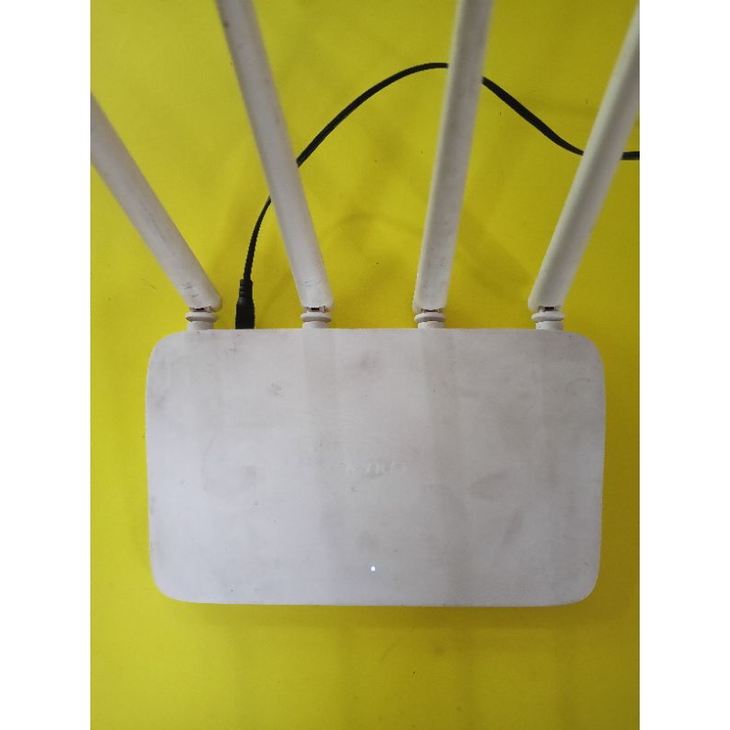 Router Tenda F6 v3 wireless Router