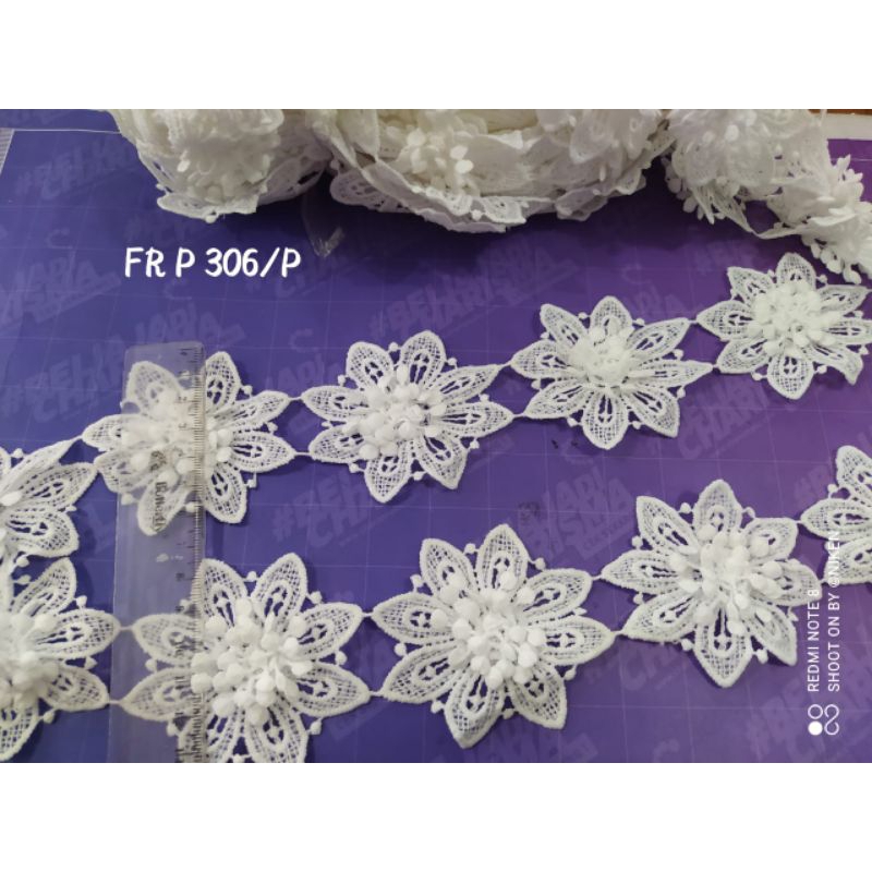 Charisma Renda Bunga - Renda Bunga