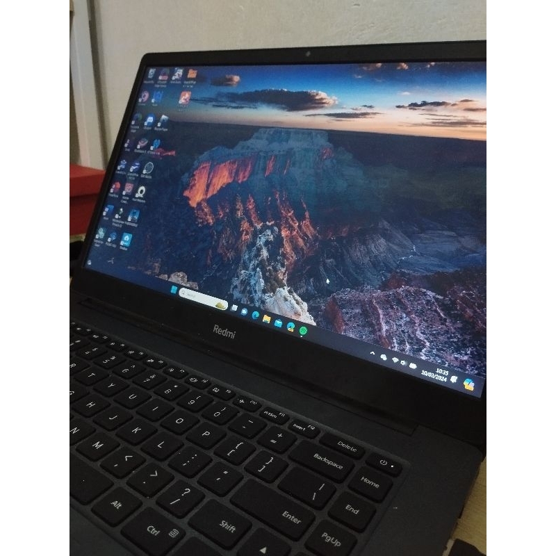 LAPTOP REDMIBOOK 15