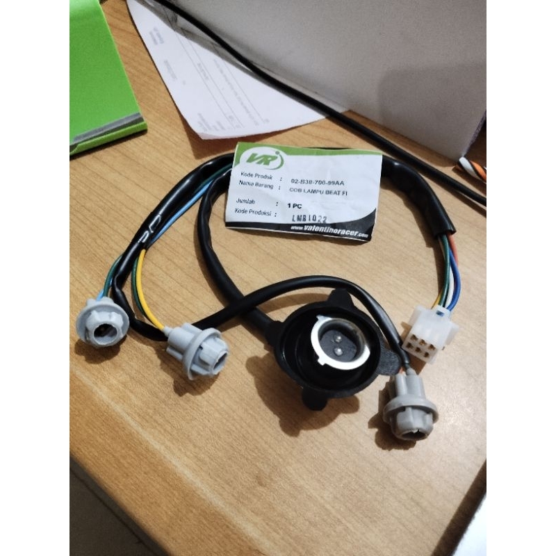BEAT FI Cop lampu depan soket vitting depan Beat FI 2013-2015