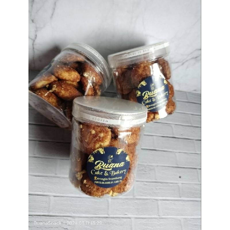 

Palm sugar cookies premium