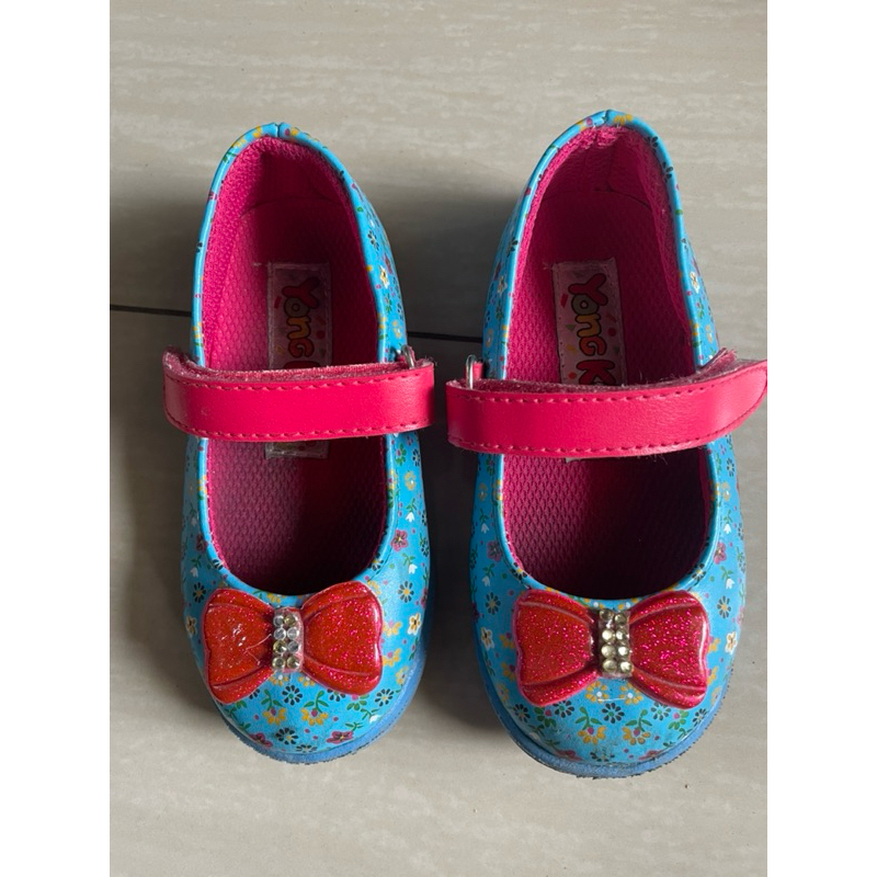 preloved sepatu yongkidz anak cewek flatshoes