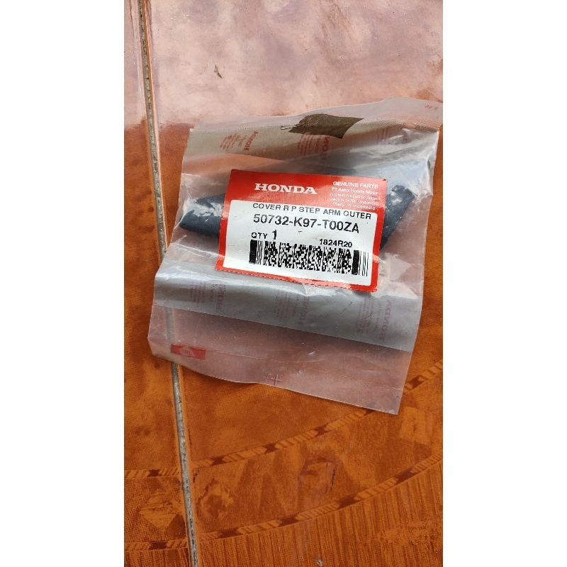 cover step pcx 150 kanan R