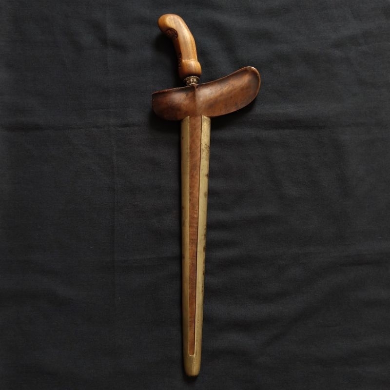 Keris Dhapur Tilam sari Kuno/sepuh