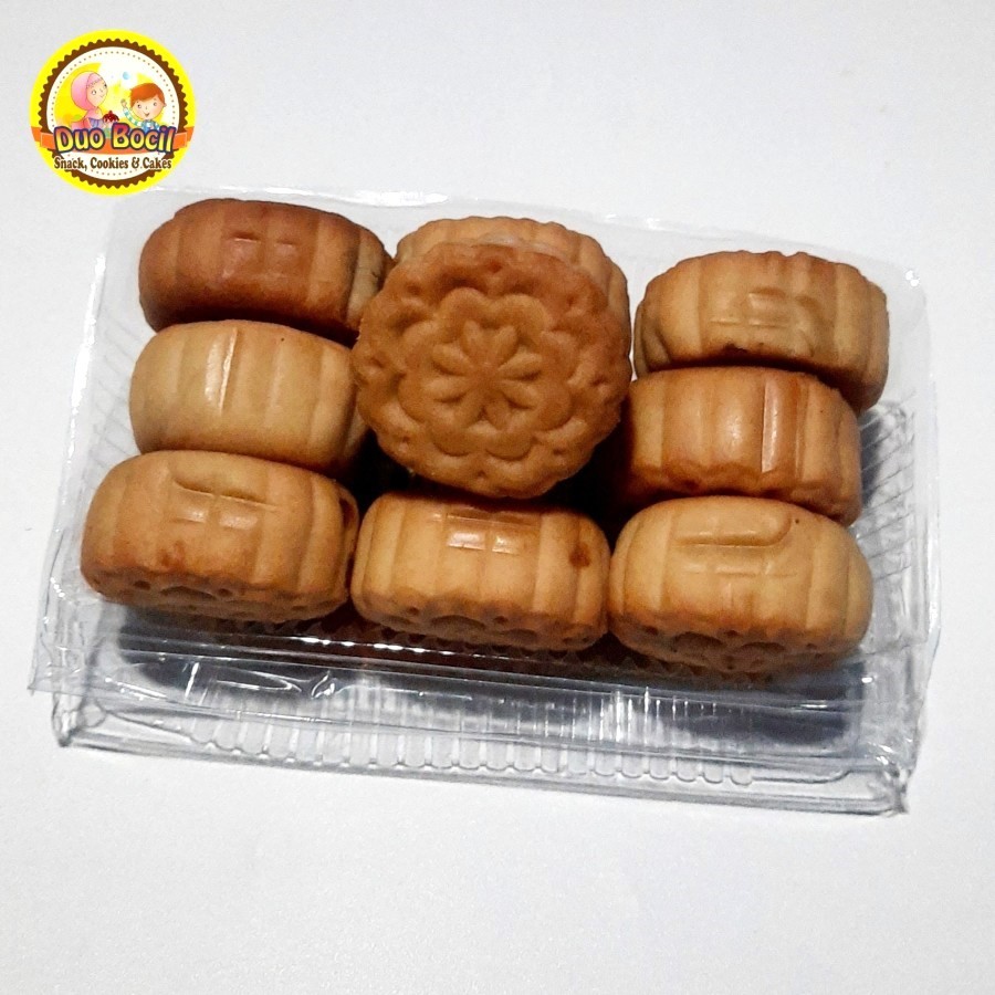 

Kue Pia Sekar Wangi (isi 9 pcs) Kacang Hijau - Duo Bocil Snack