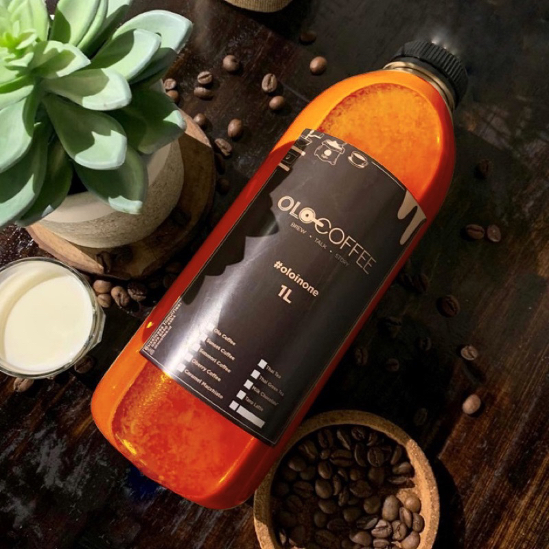 

Olo Coffee 1 Liter (1000 ml) - Varian NON Kopi Susu Signature Thai Tea Green Tea Taro Red Velvet Matcha Latte Literan NonCoffee Bottle Milk Based Best Seller Sugar Milk Dark Choco Leci Yakult