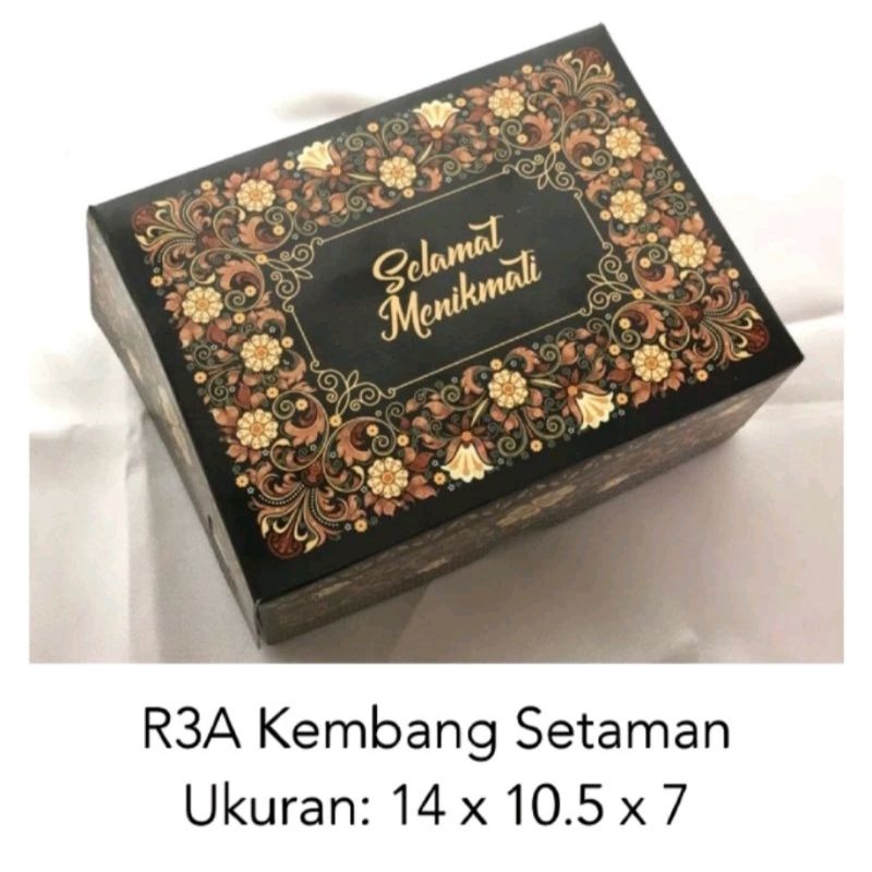 

Dos Kue Motif Kembang Setaman (R3A) uk 14x10.5x7