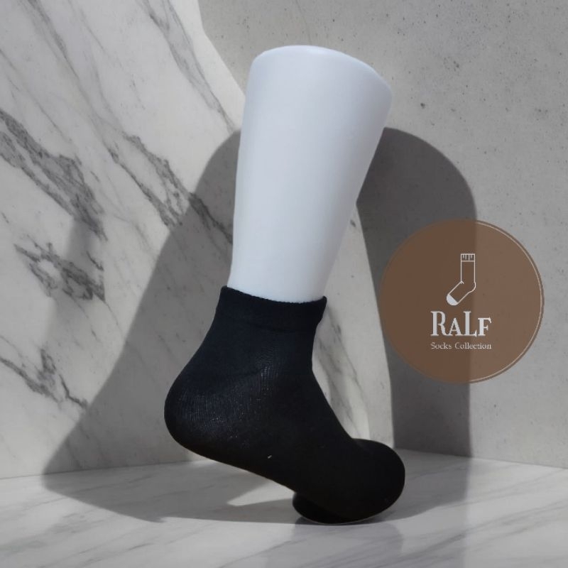 Kaos Kaki Hitam Polos Anak & Dewasa