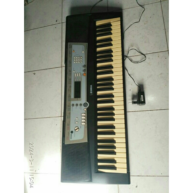 keyboard#piano Yamaha psr e203, normal second
