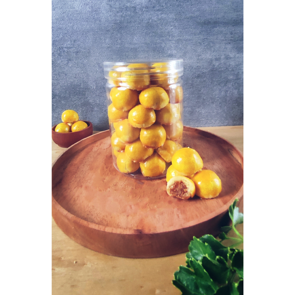 

Nastar Premium dan Lumer