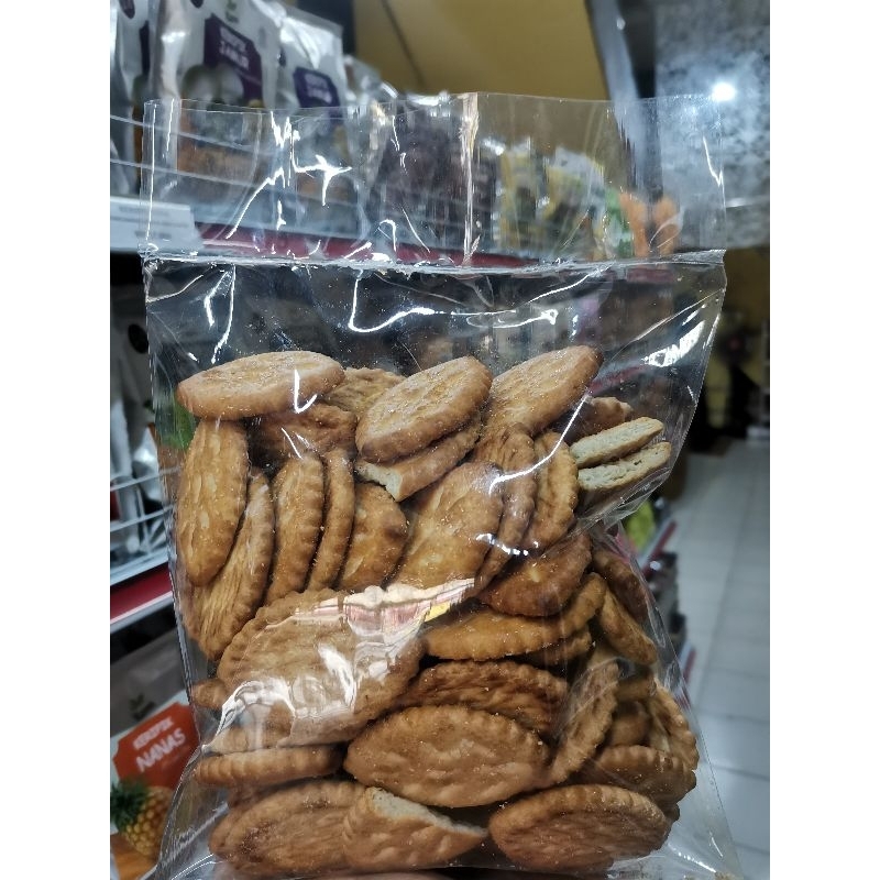 

Biskuit Daun