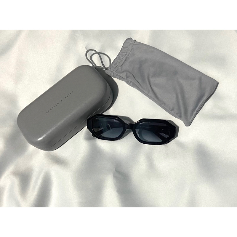 Charles & Keith Sunglasses (Preloved)