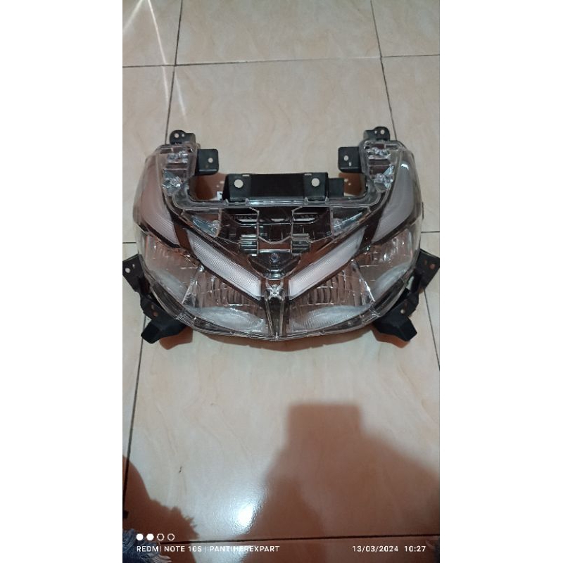 Lampu Depan Aerox New/Reflektor aerox new/headlamp aerox new original baru