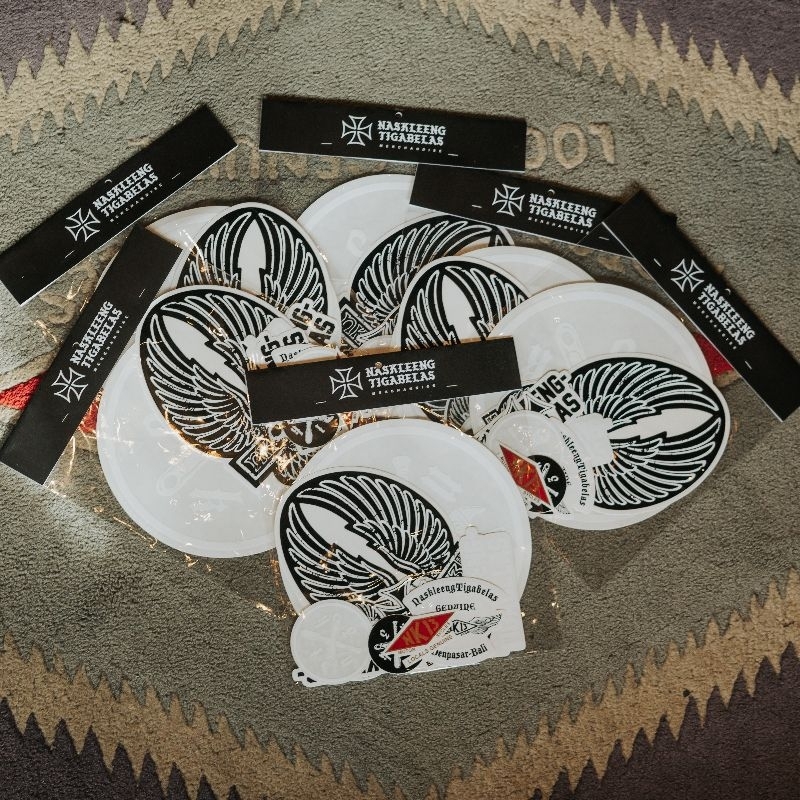 

NASKLEENG13 - STICKER PACK