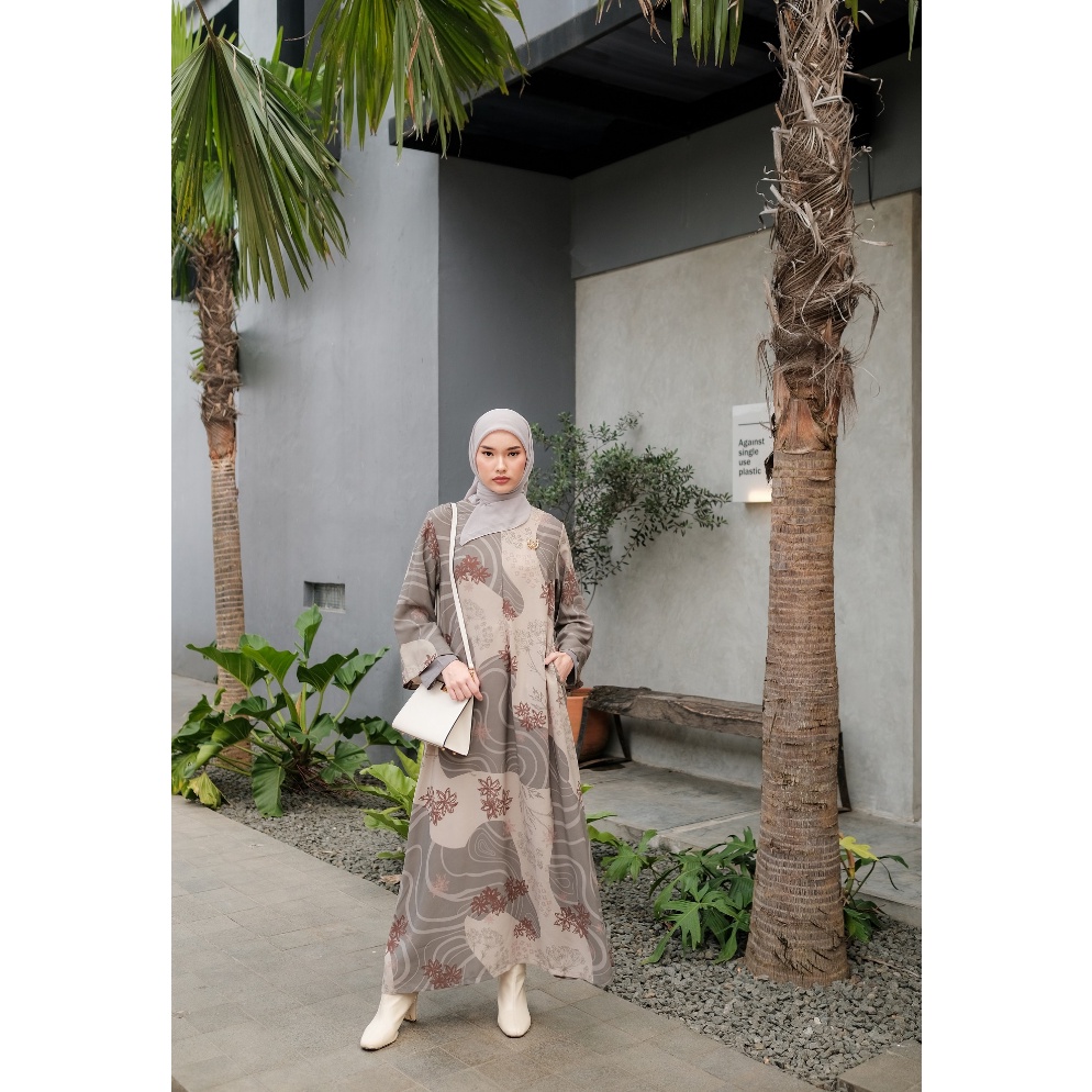 Stok terbatas ZM Zaskia Mecca  Luny Cream Gamis  Jelita Indonesia  Edisi Maluku