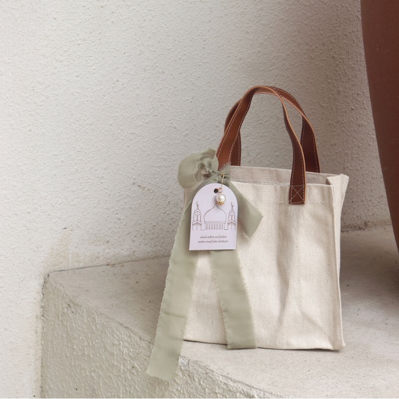 

Hampers Lebaran | Eid Hampers | Parcel Idul Fitri [Mina Package]