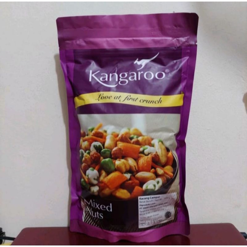 

Kangaroo Mixed Nuts 600gr Kacang Campur