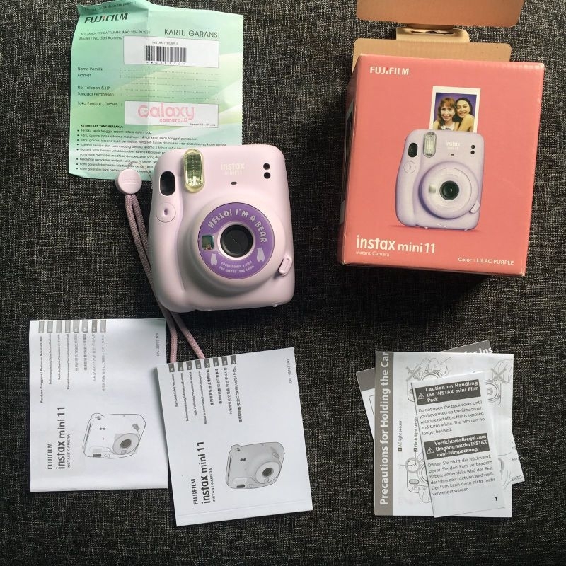 jual instax 11/instax 11 preloved/instax 11 second/jual instax fujifilm