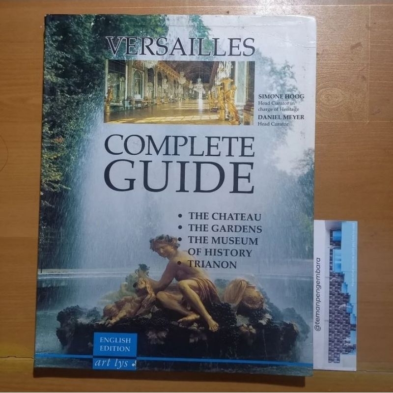 Buku Complete Guide VERSAILLES