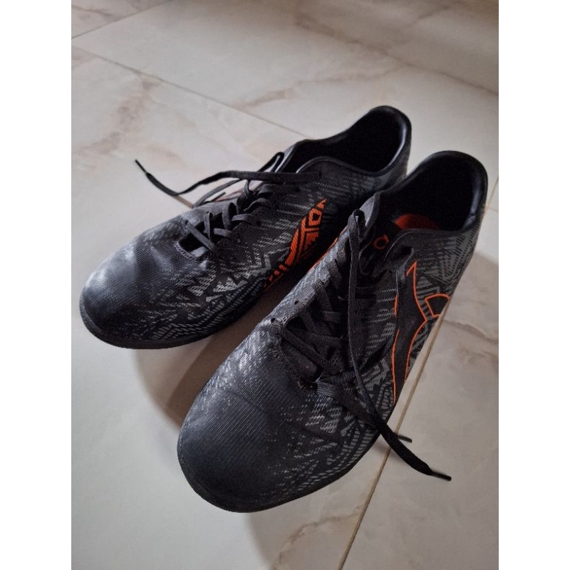 Preloved Ortuseight volt in size 44