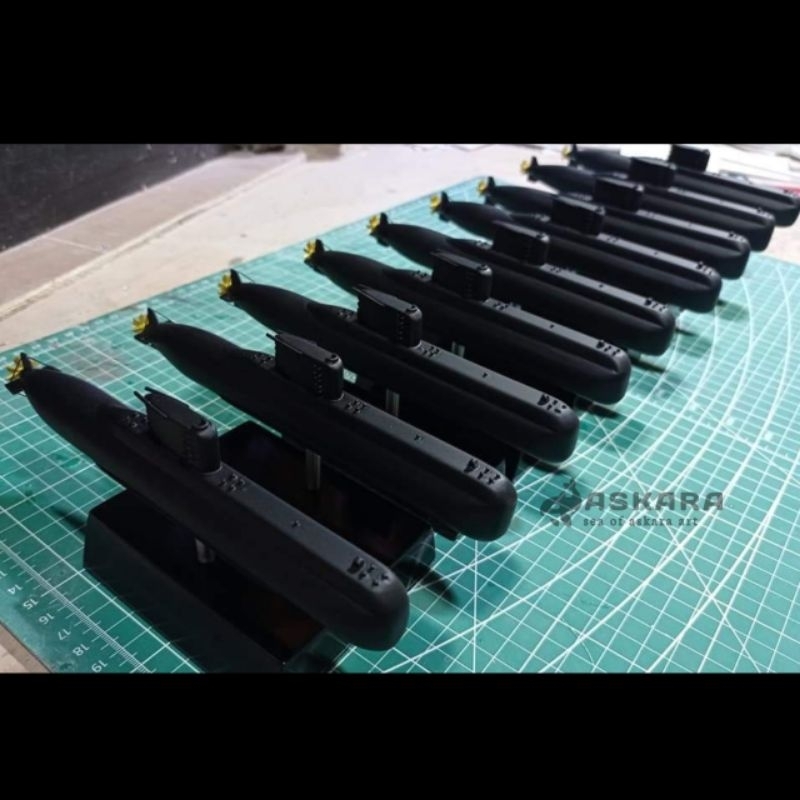 Miniatur Kapal Selam Alugoro / Submarine Alugoro