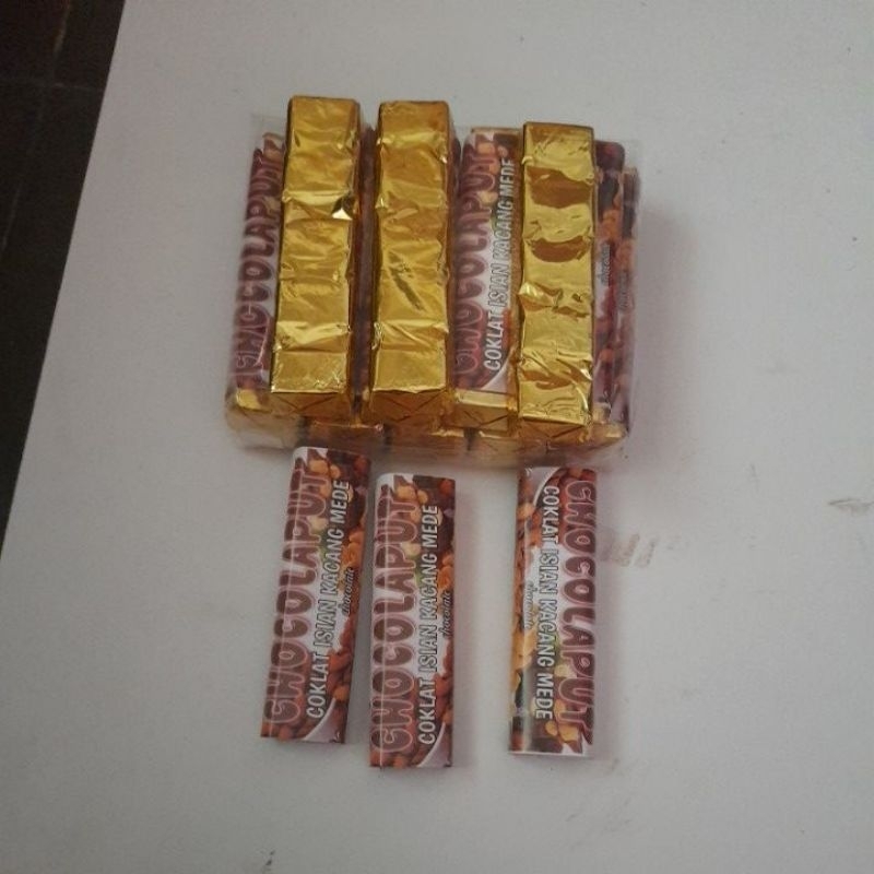 

Coklat Batang Chocolaput isi 14 Batang