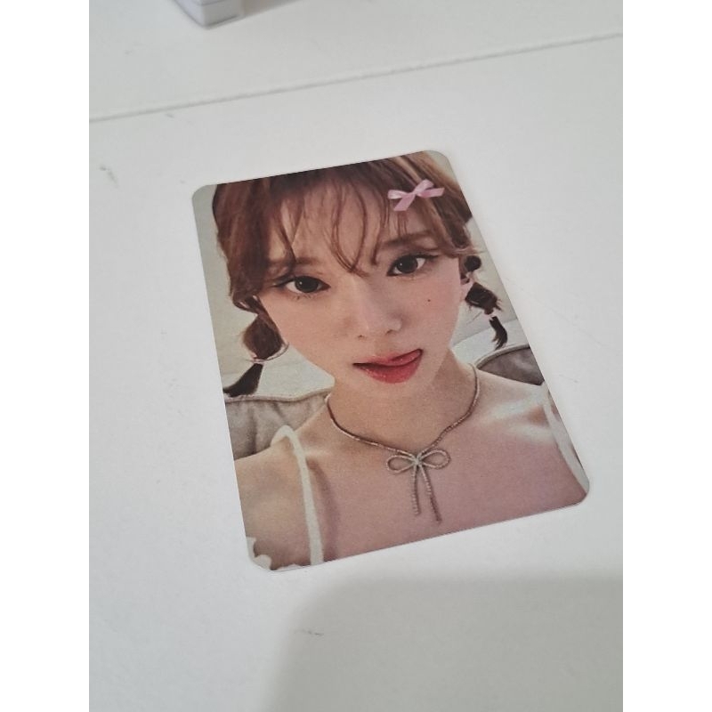 unofficial winter melet photocard ★