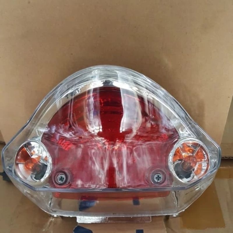 LAMPU STOP ASSY MERAH PUTIH VEGA R NEW LAMPU STOPAN BELAKANG VEGA R NEW.Lampu Stop Assy Vega R New L