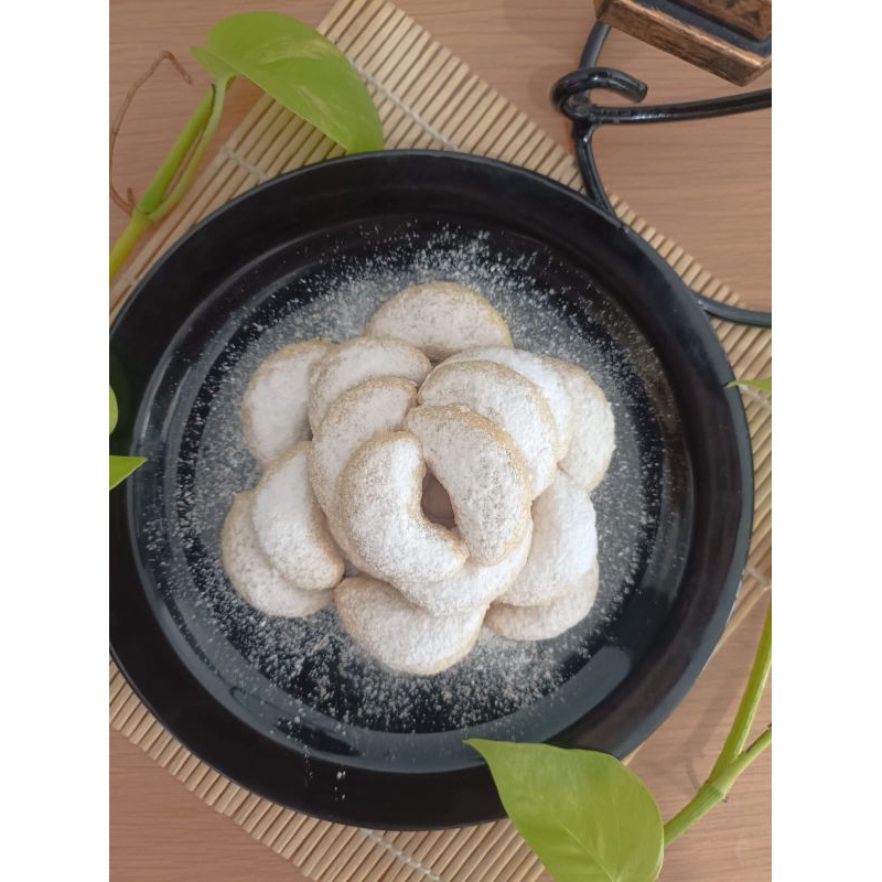 

Putri Salju kue lebaran