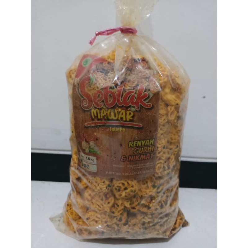 

krupuk seblak mawar
