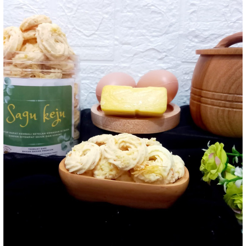 

Sagu keju kemasan toples 600 ml