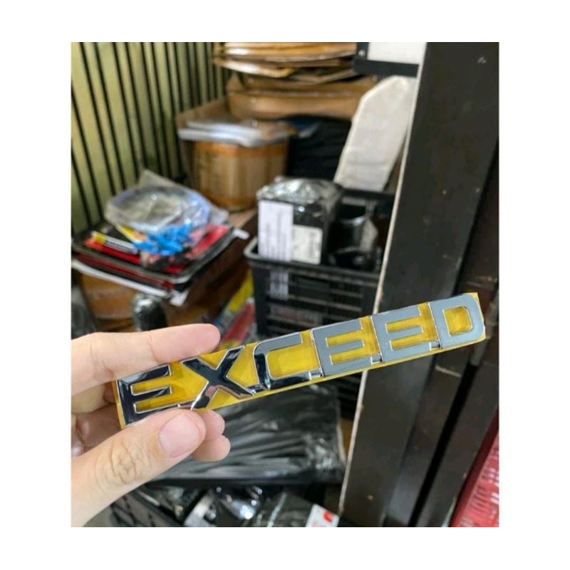 logo emblem exceed xpander